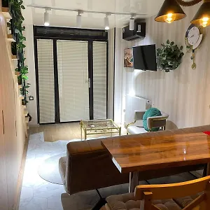 Maries Apartment